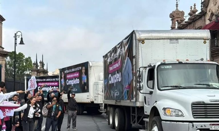 Arranca distribución de 6 millones de libros de texto gratuito del nivel básico en Michoacán
