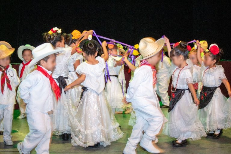 Concluyen preescolar niñas y niños de Centros de Asistencia del DIF Michoacán