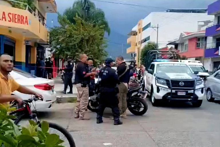 Balean otra tienda de pinturas, ahora en el Barrio La Magdalena