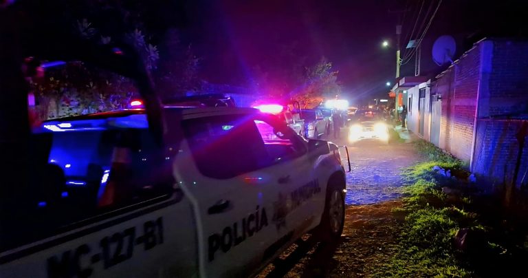 Atacan a tiros a un hombre en la colonia 20 de Noviembre en Uruapan