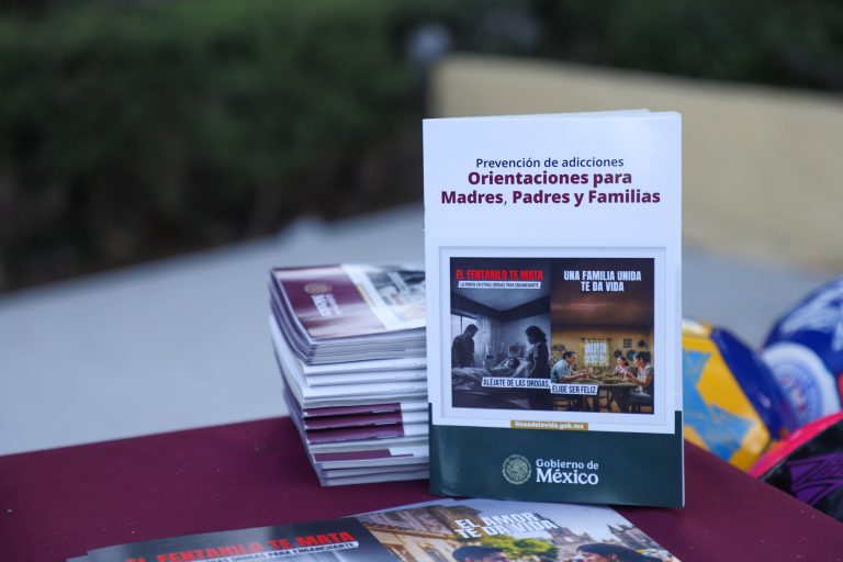Padres y madres de familia, clave para la prevención de adicciones en estudiantes: SEE