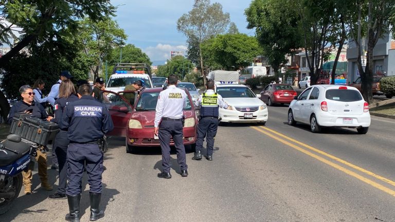 Peatón es atropellado por auto en la Av. Madero Poniente de Morelia