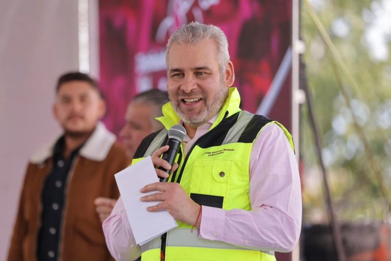 Con inversión de 6 mil mdp estatal se construyen obras de infraestructura carretera, urbana, educativa y social en Uruapan 