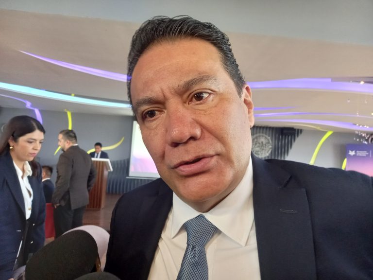 Corresponde a  municipios revisiones y dictámenes estructurales de instalaciones en establecimientos: Monroy