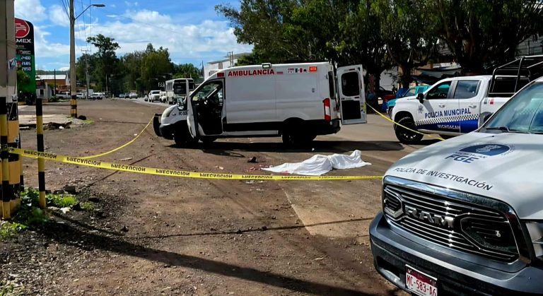 Matan a balazos a un motociclista en Cotija