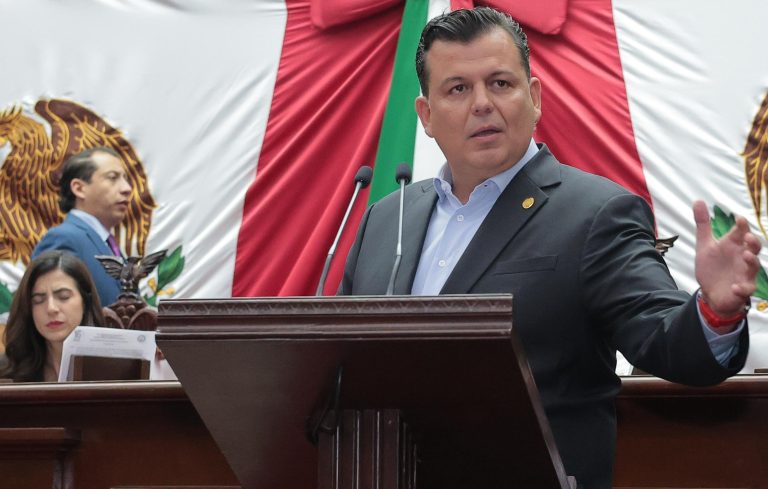 Un perfil como Carlos Manzo es visto con buenos ojos por cualquier partido político: PRI