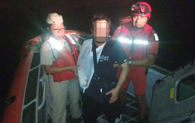 Tripulante herido es evacuado de emergencia por la Marina frente a costas de Lázaro Cárdenas