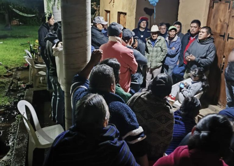 Liberan a los 3 comuneros retenidos de Carapan; investiga ahora la Fiscalía