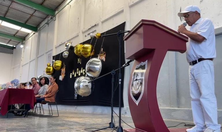 Internos del penal de Uruapan concluyen su educación básica