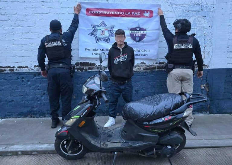 Detiene Policía de Pátzcuaro a motociclista en posesión de droga