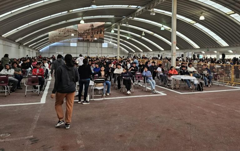 Inicia examen de admisión a Normales, 3 mil 002 aspirantes buscan uno de los mil 080 espacios de admisión