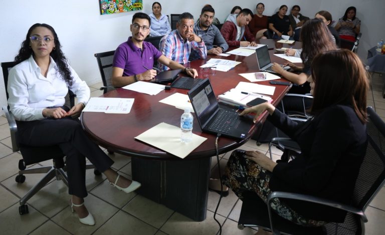 Capacita IEM a integrantes de Movimiento Ciudadano en paridad y bloques de competitividad