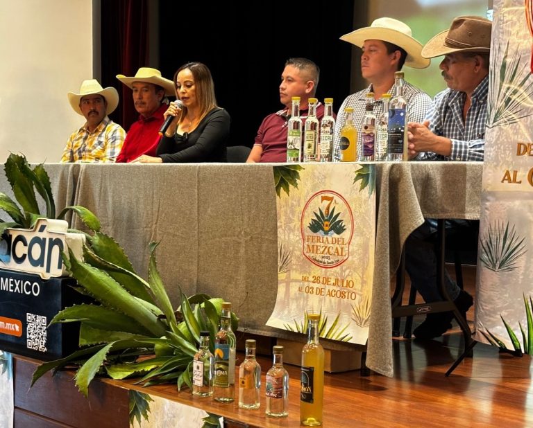 Habrá más de 17 expositores en la feria del mezcal de Turicato