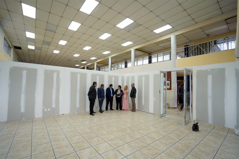 Constatan avance del 80% en adecuaciones de espacios para Salas Colegiadas Civiles y Unitarias Penales del PJ en 5 Regiones