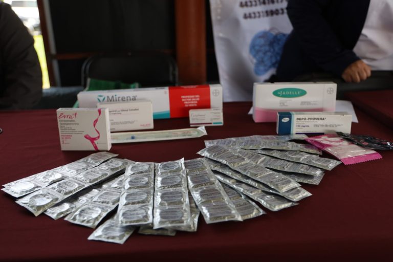 Son distribuidos más de 16 mil métodos anticonceptivos en el sector Salud
