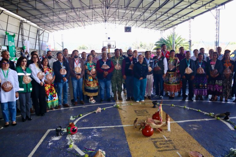 Pichátaro, tercera sede de las Ferias de Paz