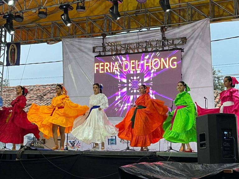 Estudiantes de Cecytem Senguio brillan en la 28 Expo Feria del Hongo