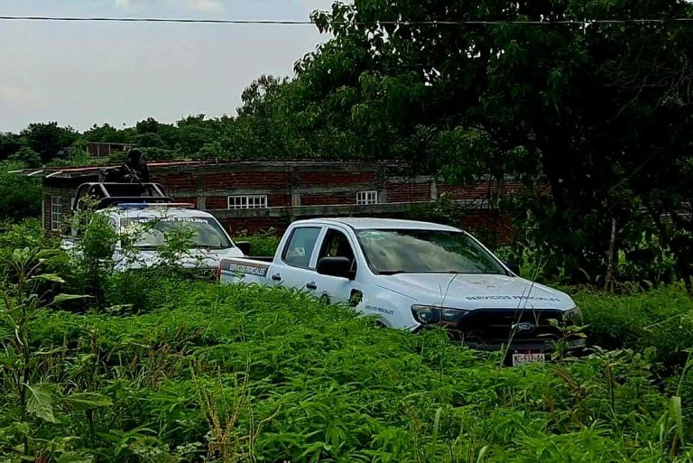 Localizan cadáver en barranca de Apatzingán