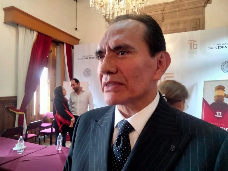 Exigencias en derechos humanos ya superan a las instituciones: René Olivos