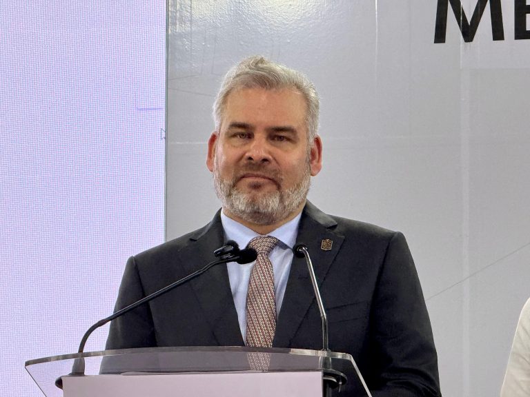 Gobernador desmiente abusos de la Guardia Civil en Apatzingán y acusa presión de la delincuencia organizada