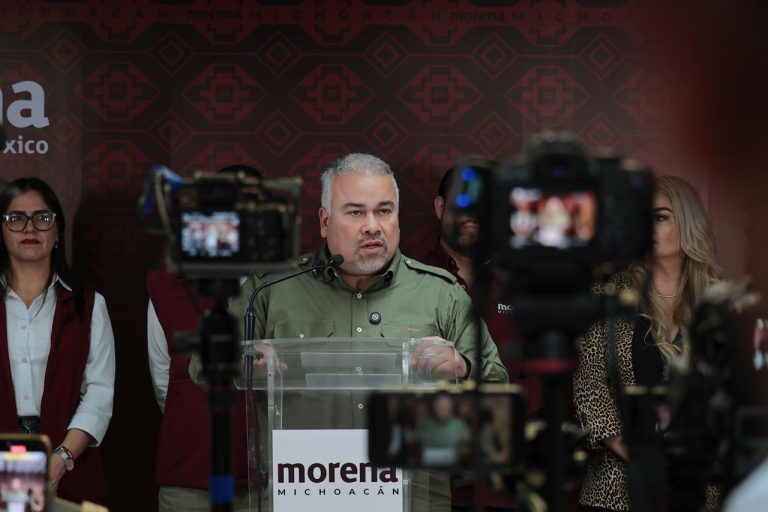Morena insiste: Torres Piña sigue en la carrera del 2027 y no será borrado de las encuestas