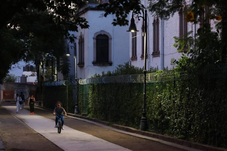 Nueva iluminación en el Bosque Cuauhtémoc