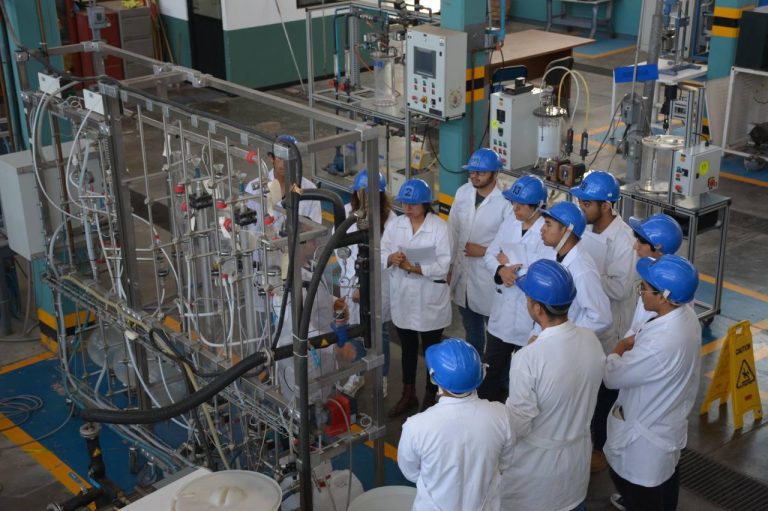 Amplia oferta académica en el área de las Ciencias Exactas e Ingenierías, en la UMSNH