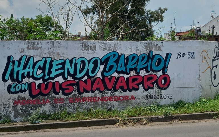 Niega Luis Navarro que campaña «Haz Barrio, Compra Local» sea para promocionar su imagen