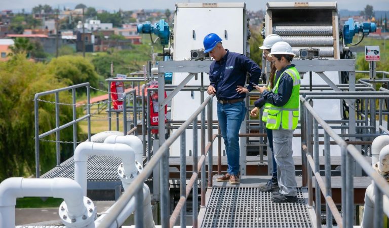 Impulsa Alfonso Martínez resultados históricos en el Ooapas de Morelia