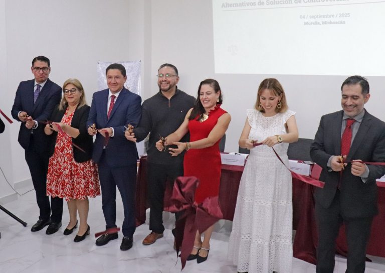 Inauguran en Michoacán primer centro de justicia alternativa en materia administrativa del país