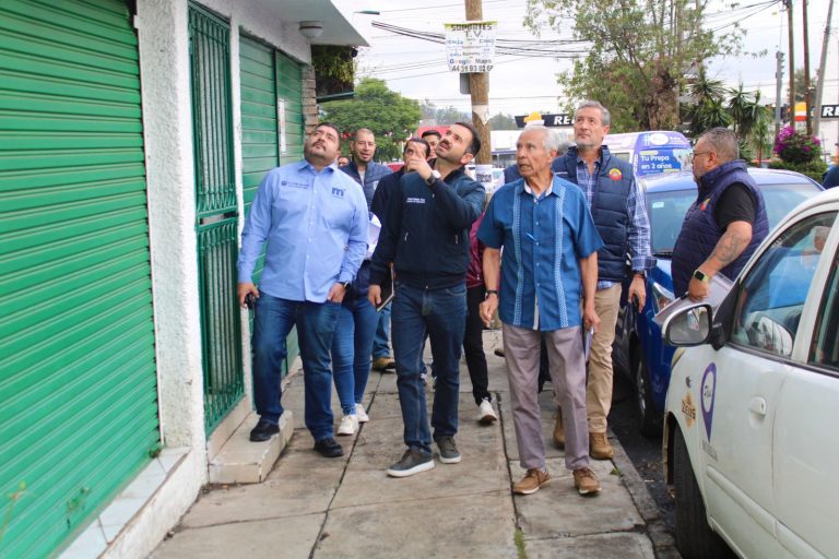 Yankel Benítez encabeza operativo de ordenamiento comercial en la colonia Mariano Michelena