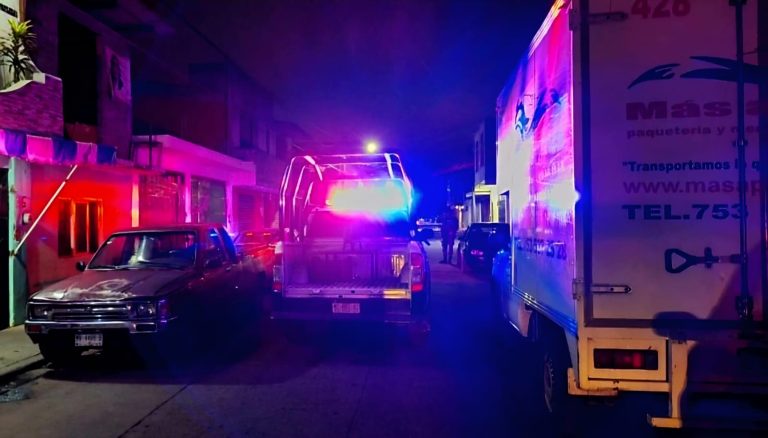 Carpintero muere tras ser baleado en la colonia Amapolita, Uruapan 