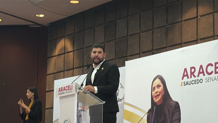 El PRD resiste: “no bajamos la cabeza ni nos rendimos”, afirma Ocampo tras aislamiento político