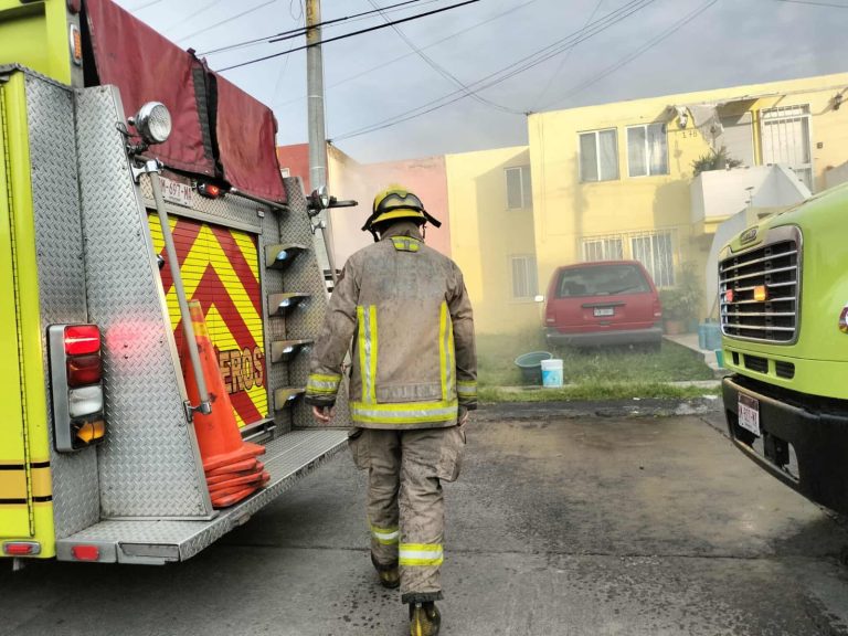 Se registra incendio de casa habitación en la colonia Infonavit Justo Mendoza, Morelia