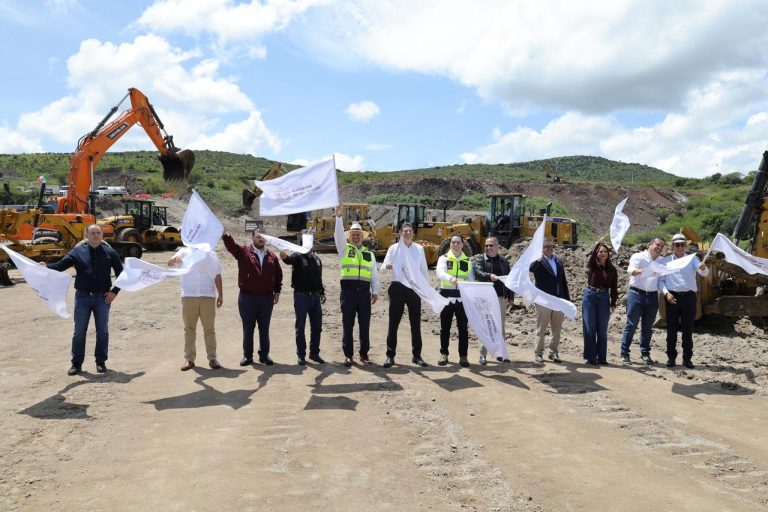 Gobernador y alcalde ponen en marcha otra etapa del 2do anillo periférico