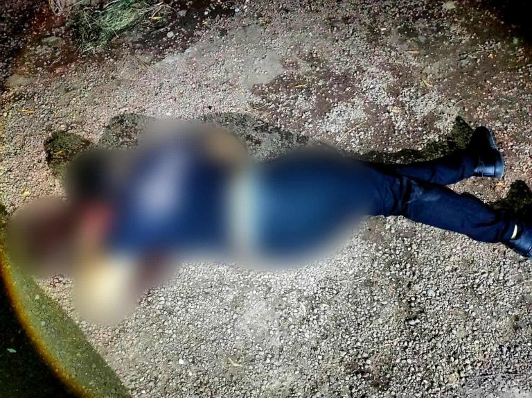 Joven es asesinado a balazos, en Apatzingán