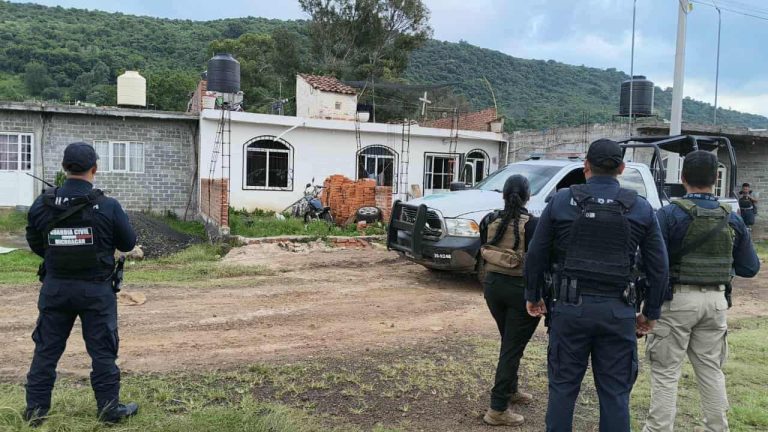 Padre e hijo, habitantes de Teremendo de Los Reyes, entre los sepultados en inmueble de Huaniqueo