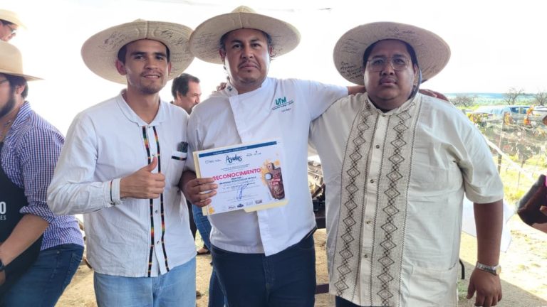 Chef de la Universidad Tecnológica de Morelia gana concurso nacional gastronómico