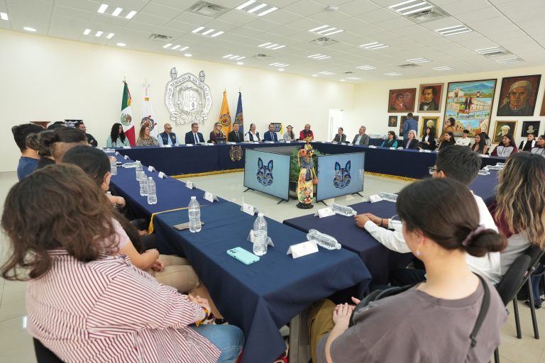 Dan la bienvenida en la UMSNH a estudiantes entrantes del Programa de Movilidad