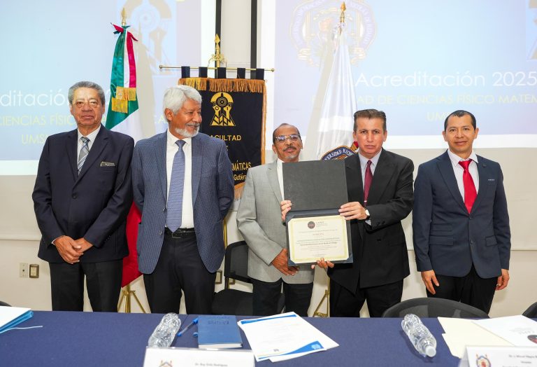 Licenciatura en Ciencias Físico Matemáticas de la UMSNH obtiene reacreditación