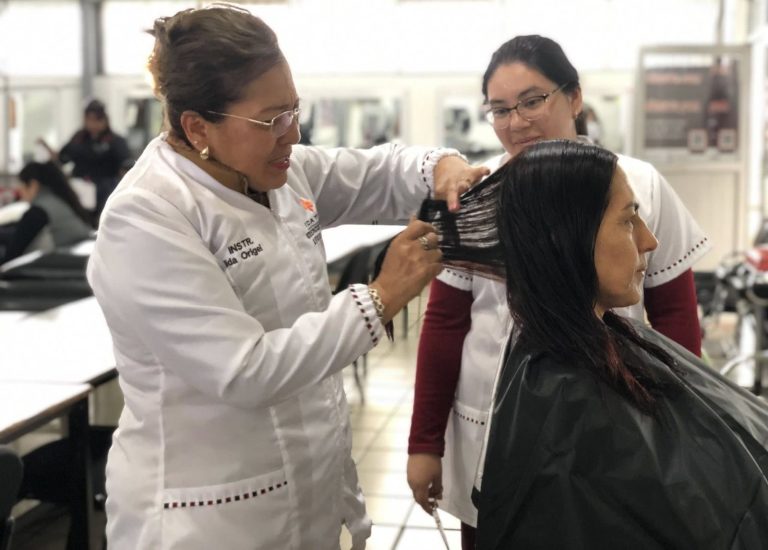 Confeccionará Icatmi pelucas oncológicas para mujeres con cáncer