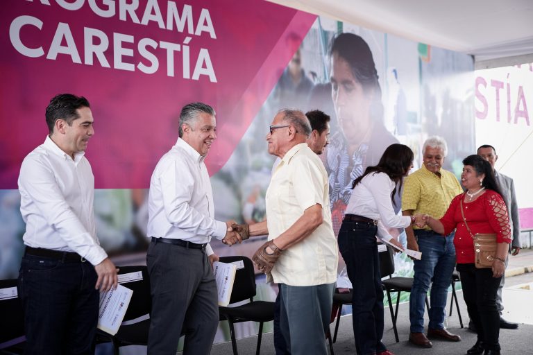 Respaldo a políticas y acciones que fomenten el dinamismo de la economía local: Luis Navarro