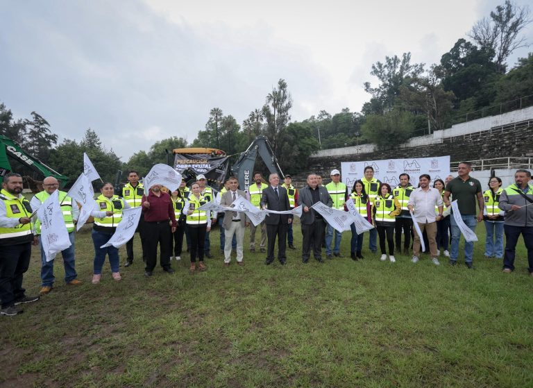 Ciclo escolar en Secundaria 2 inicia con arranque de obra: Luis Navarro