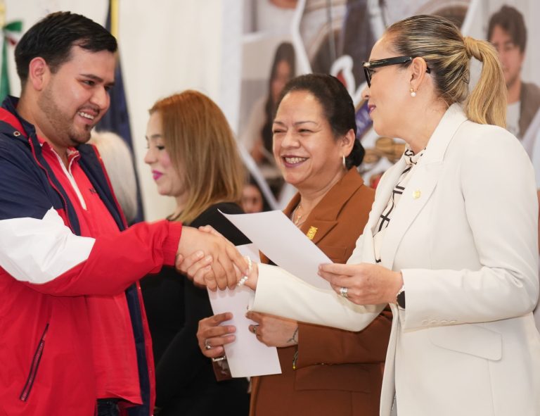 Aniversario de la Unidad Profesional de Ciudad Hidalgo de la UMSNH