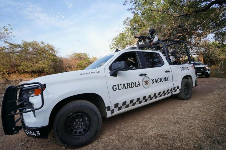 Dos Guardias Nacionales heridos por estallido de mina improvisada, en los límites con Jalisco