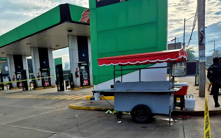Vendedor de tortas es baleado en gasolinera de Zamora