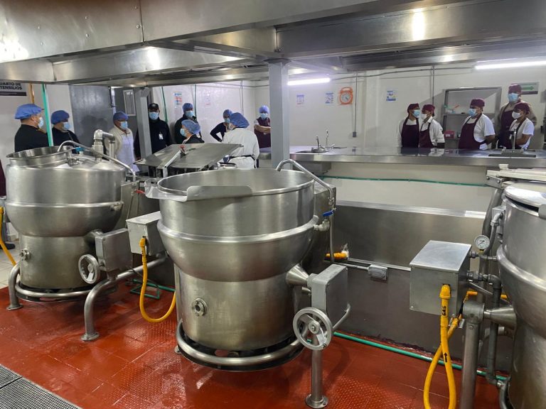 Cocinas de los penales de Michoacán certificadas por estándares de higiene