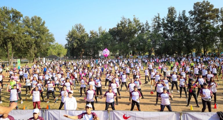 Cientos de morelianos participan en la Activación Física Masiva para los Trabajadores y sus Familias