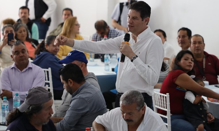 Llama Alfonso Martínez en Ario de Rosales a defender la justicia y la libertad