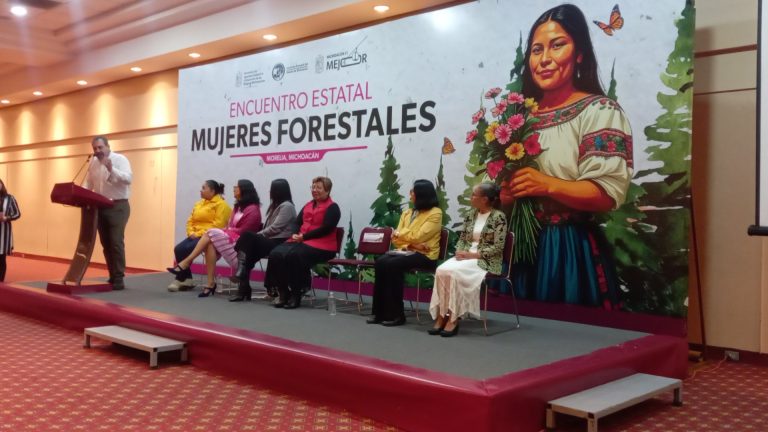 Mujeres, la mitad de brigadistas forestales